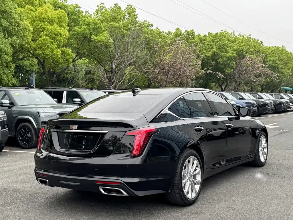 Cadillac CT5 2022 — фото 19