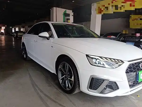 Audi A4L 2022