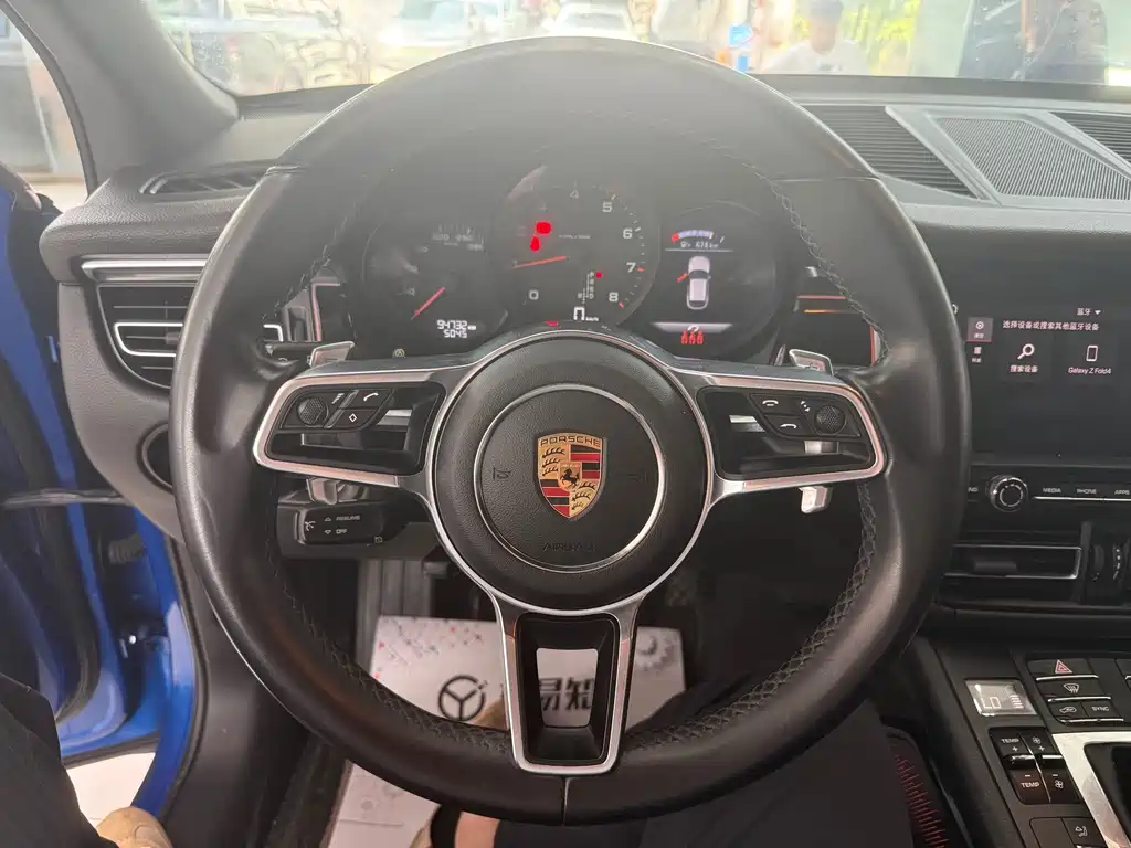 Porsche Macan 2019 — фото 7