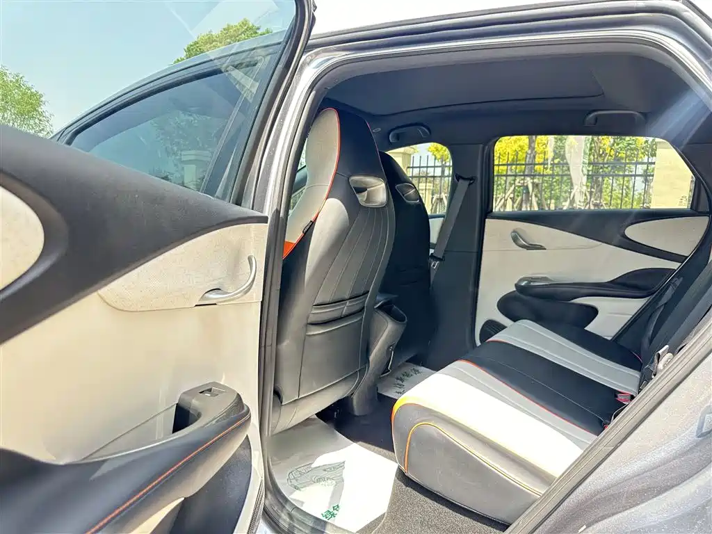 BYD Dolphin 2023 — фото 17