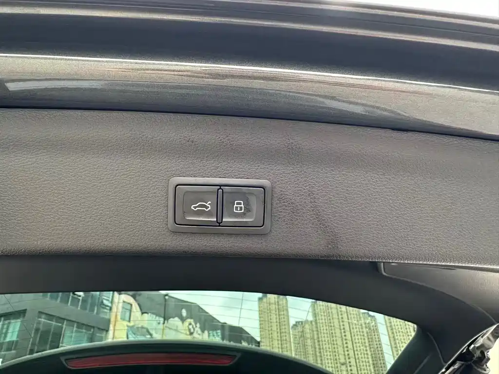 Audi Q3 2022 — фото 10