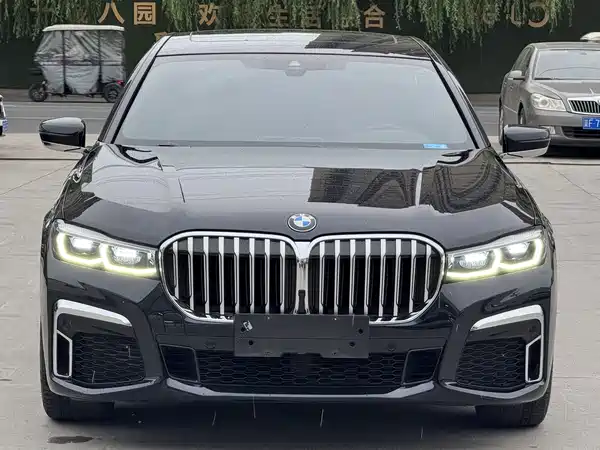 BMW 7 Series 2021
