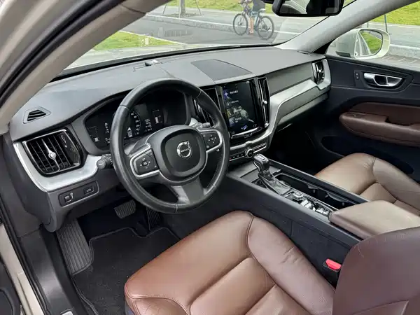 Volvo XC60 2018