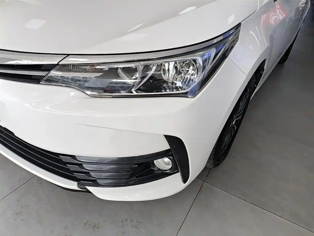 Toyota Corolla 2019 — фото 24