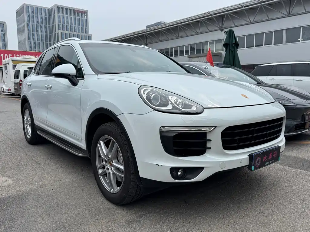 Porsche Cayenne 2015 — фото 3