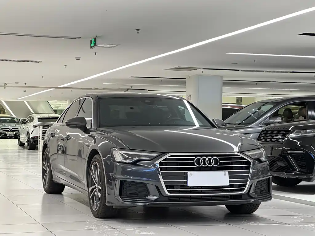Audi A6L 2022