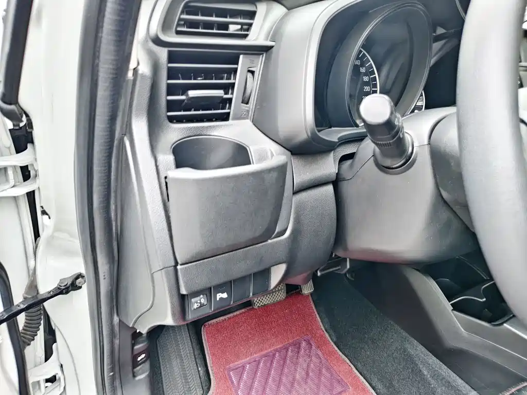 Honda Fit 2017 — фото 13