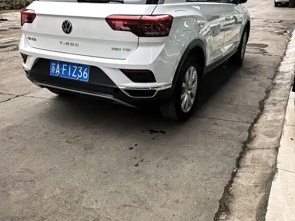 Volkswagen T-Roc 2023