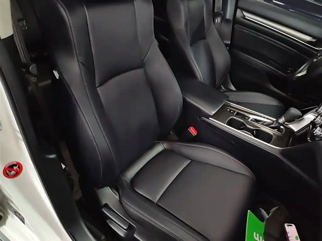 Honda Accord 2019 — фото 25