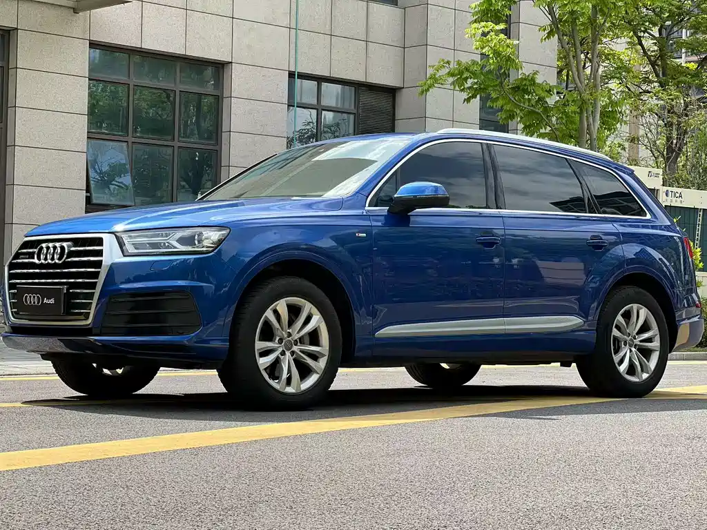 Audi Q7 2017 — фото 2
