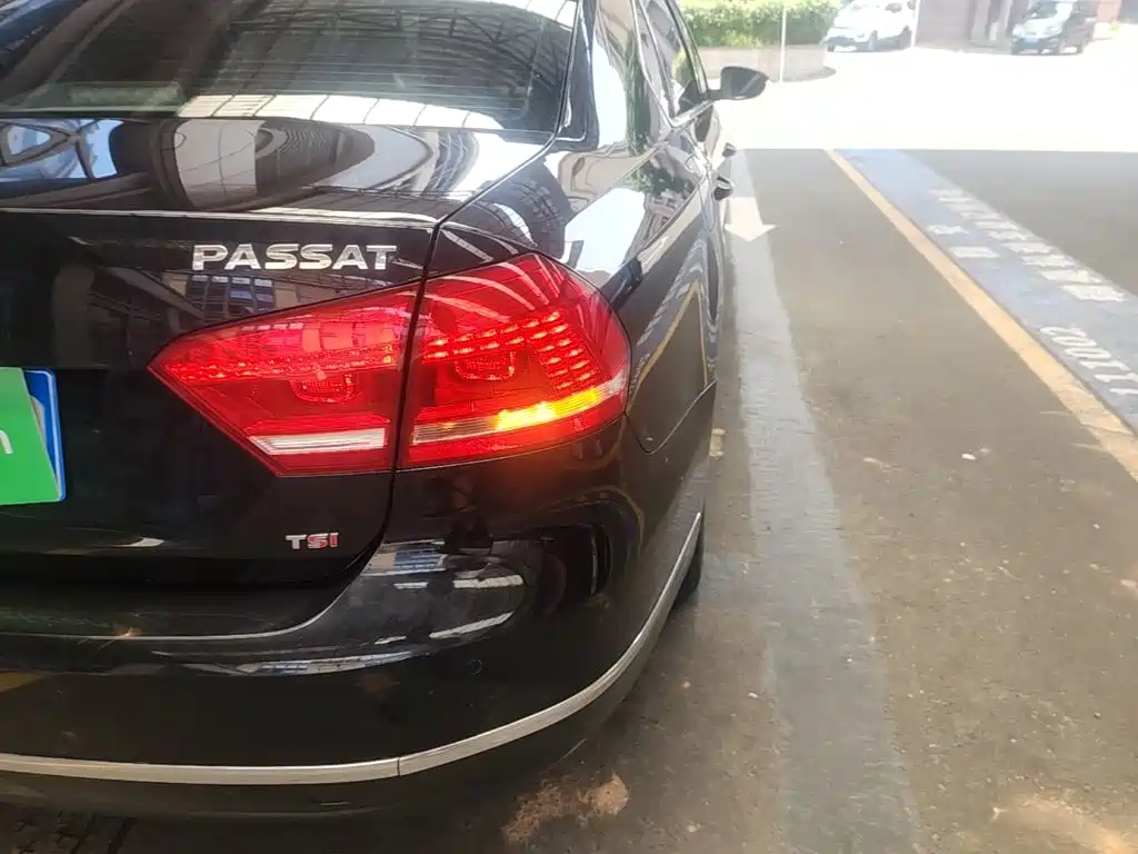 Volkswagen Passat 2015 — фото 8