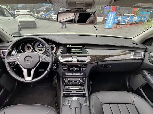 Mercedes-Benz CLS 2012