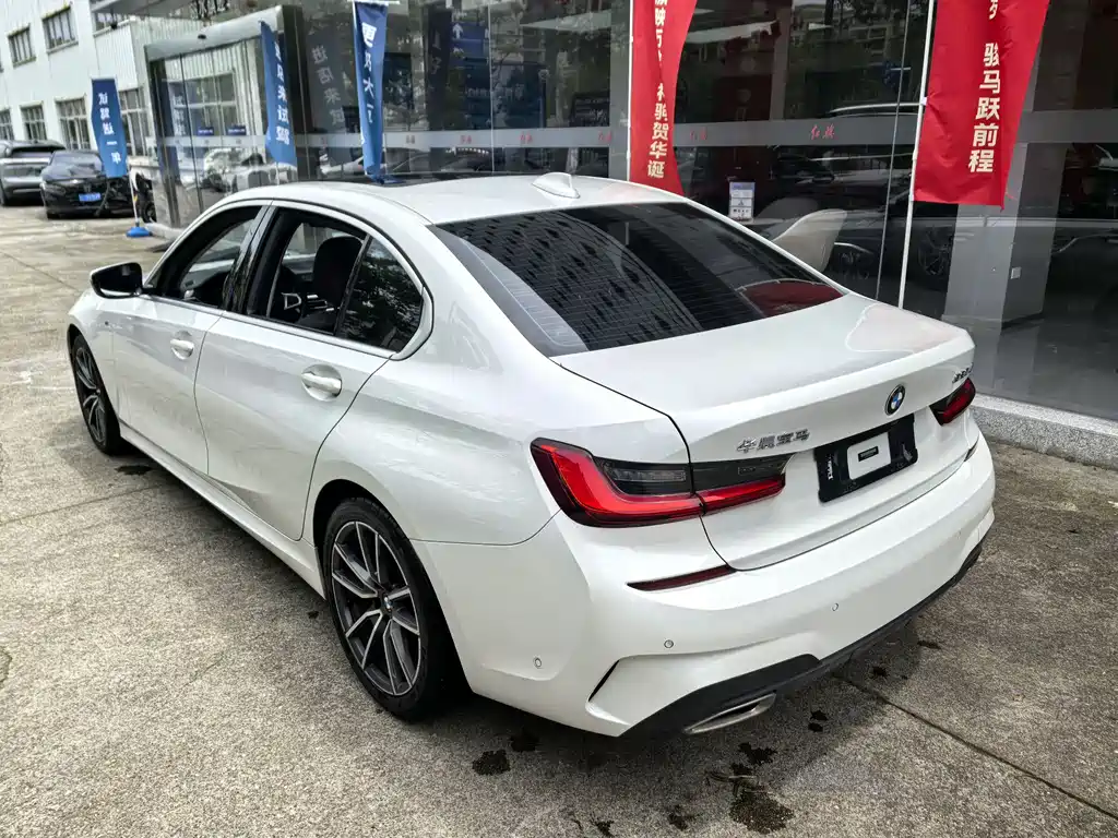 BMW 3 Series 2020 — фото 11