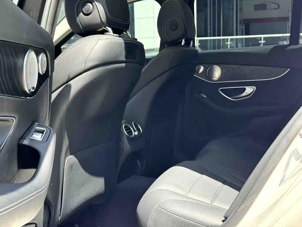 Mercedes-Benz C-Class 2018