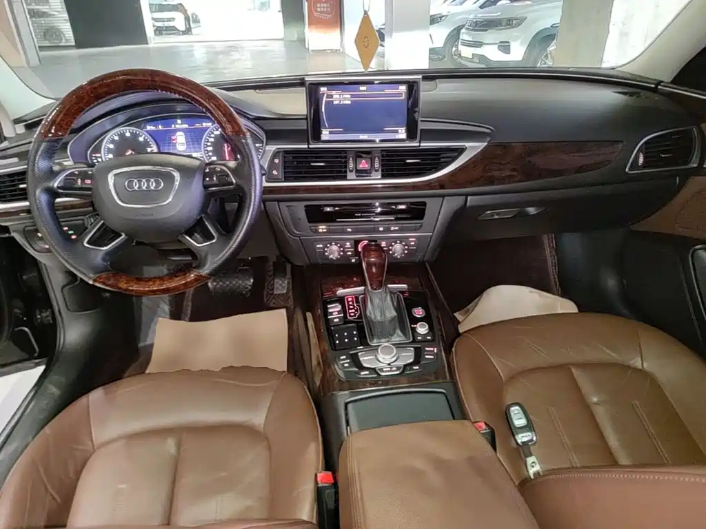 Audi A6L 2018 — фото 10