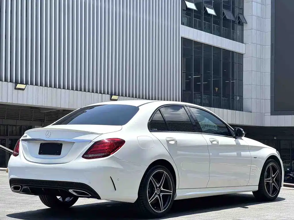 Mercedes-Benz C-Class 2018