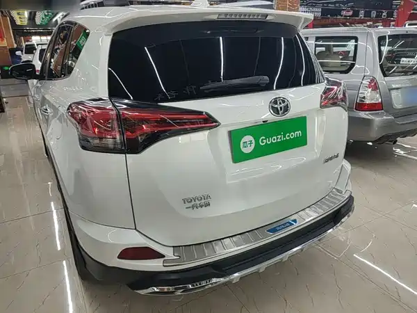 Toyota RAV4 2017