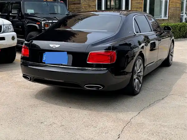 Bentley Flying Spur 2015