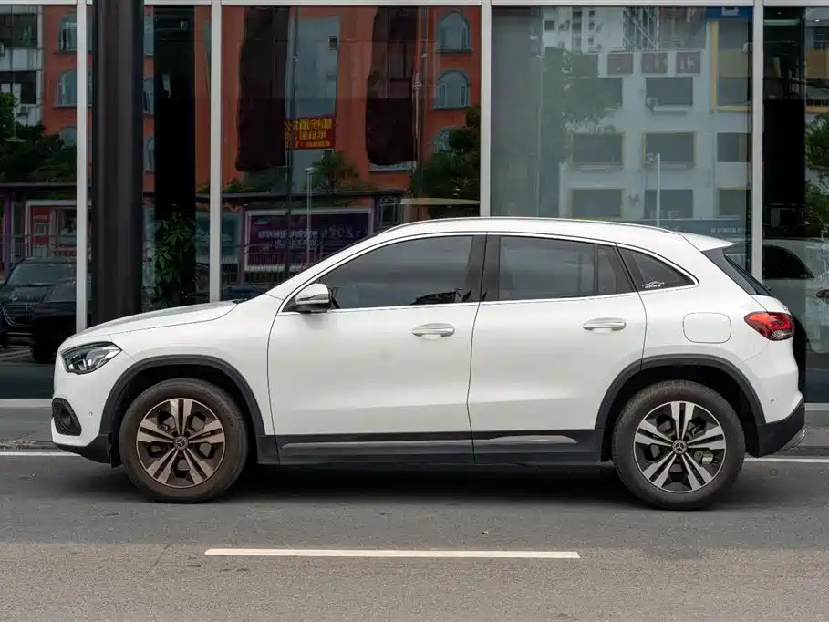 Mercedes-Benz GLA 2022 — фото 4