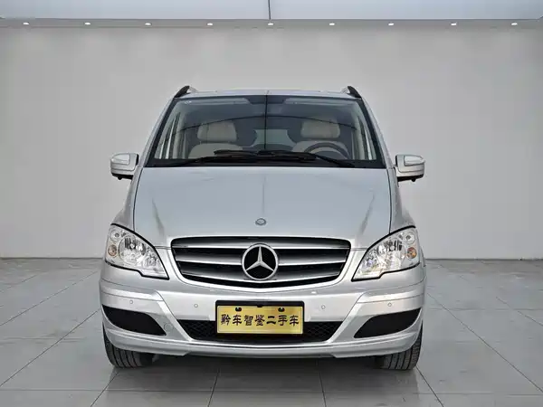 Mercedes-Benz Viano 2012