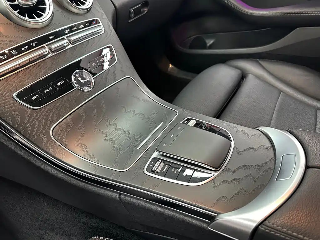 Mercedes-Benz C-Class 2020 — фото 16