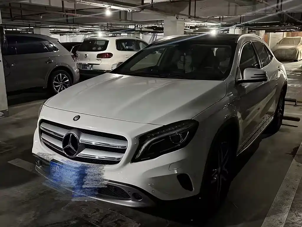 Mercedes-Benz GLA 2016