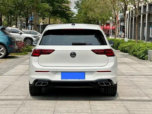 Volkswagen Golf 2023