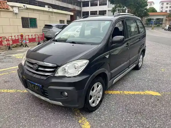 FAW Senya S80 2012