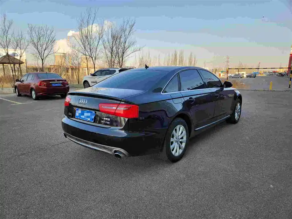 Audi A6L 2012