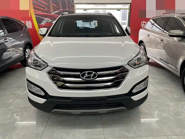 Hyundai Santa Fe 2014