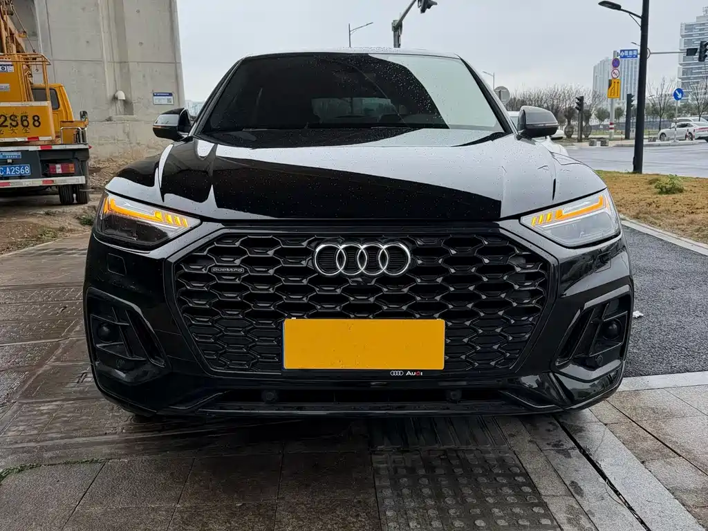 Audi Q5L Sportback 2021 — фото 2