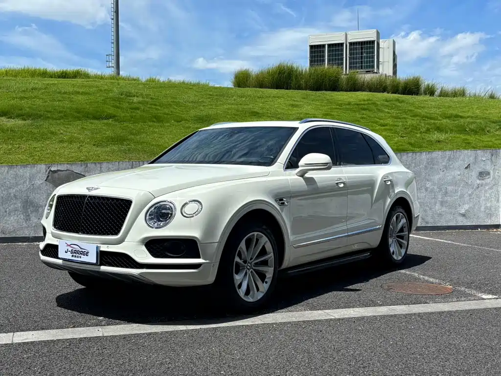 Bentley Bentayga 2019 — фото 3