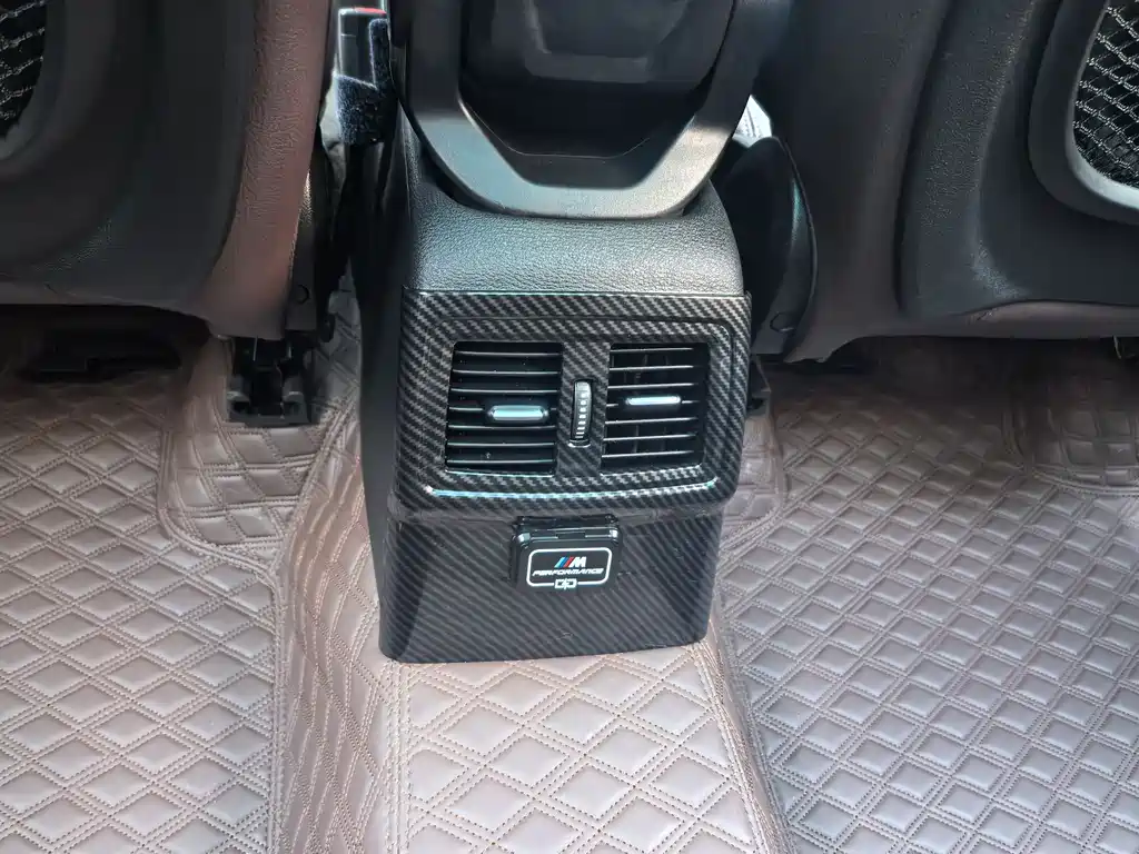BMW X1 2022 — фото 11