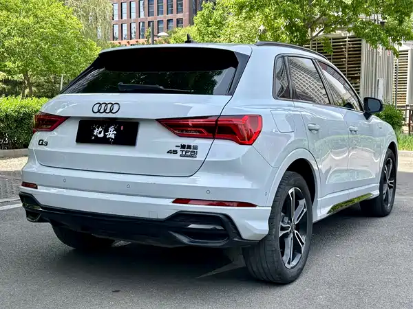 Audi Q3 2023