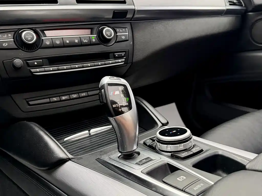 BMW X5 M 2013 — фото 24