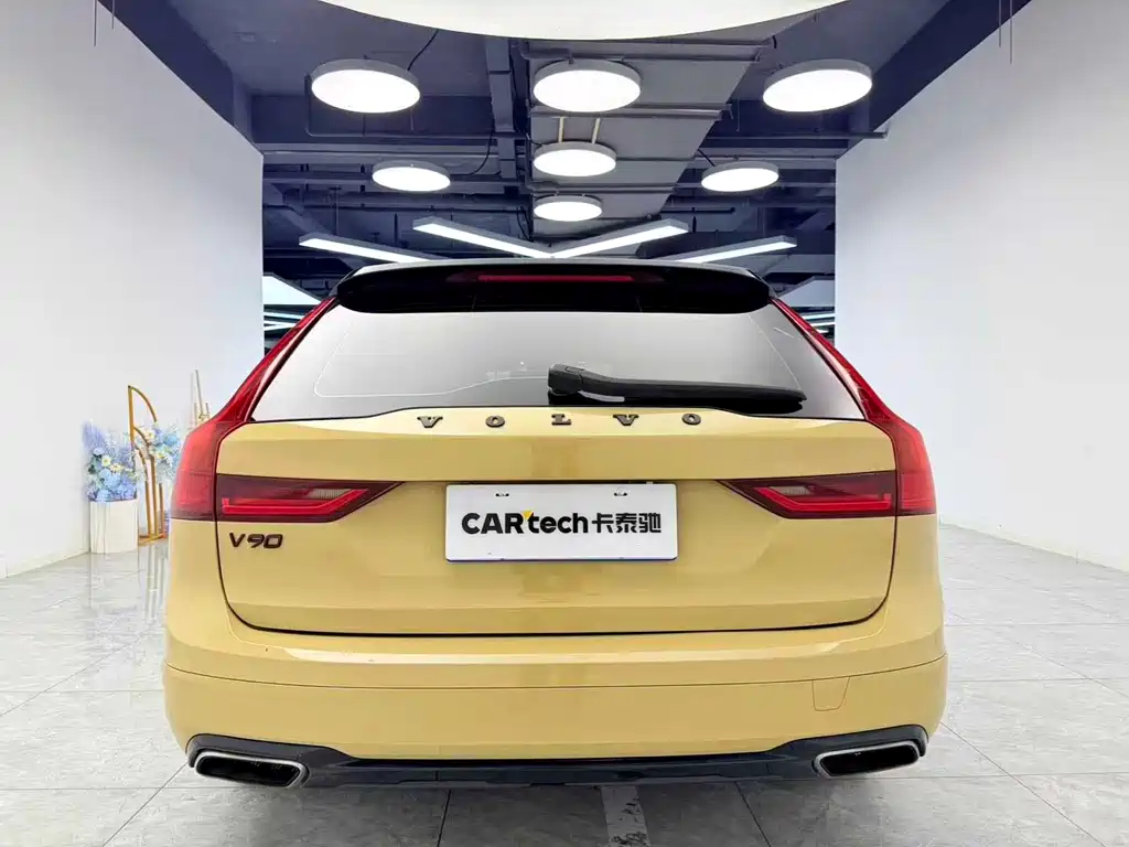 Volvo V90 2019