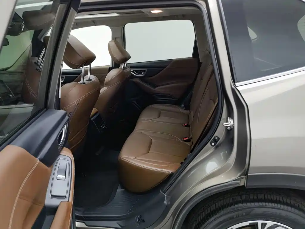 Subaru Forester 2019 — фото 15