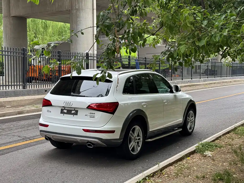 Audi Q5 2018 — фото 15