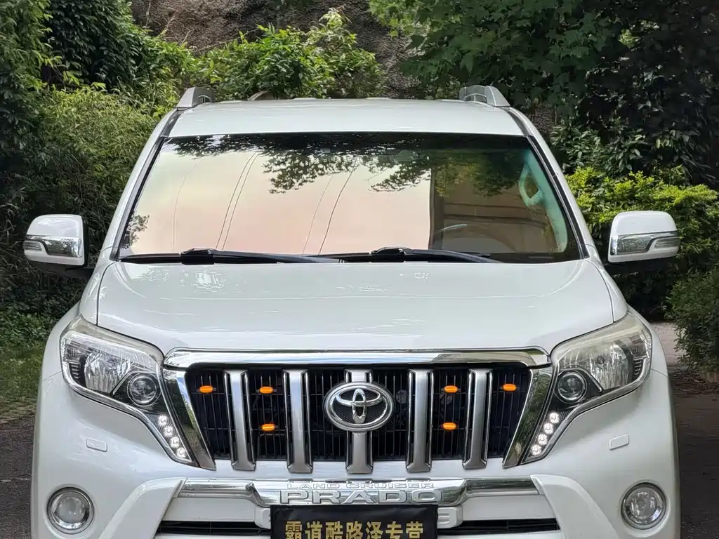 Toyota Prado 2015 — фото 2
