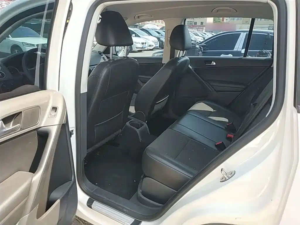 Volkswagen Tiguan 2015 — фото 17
