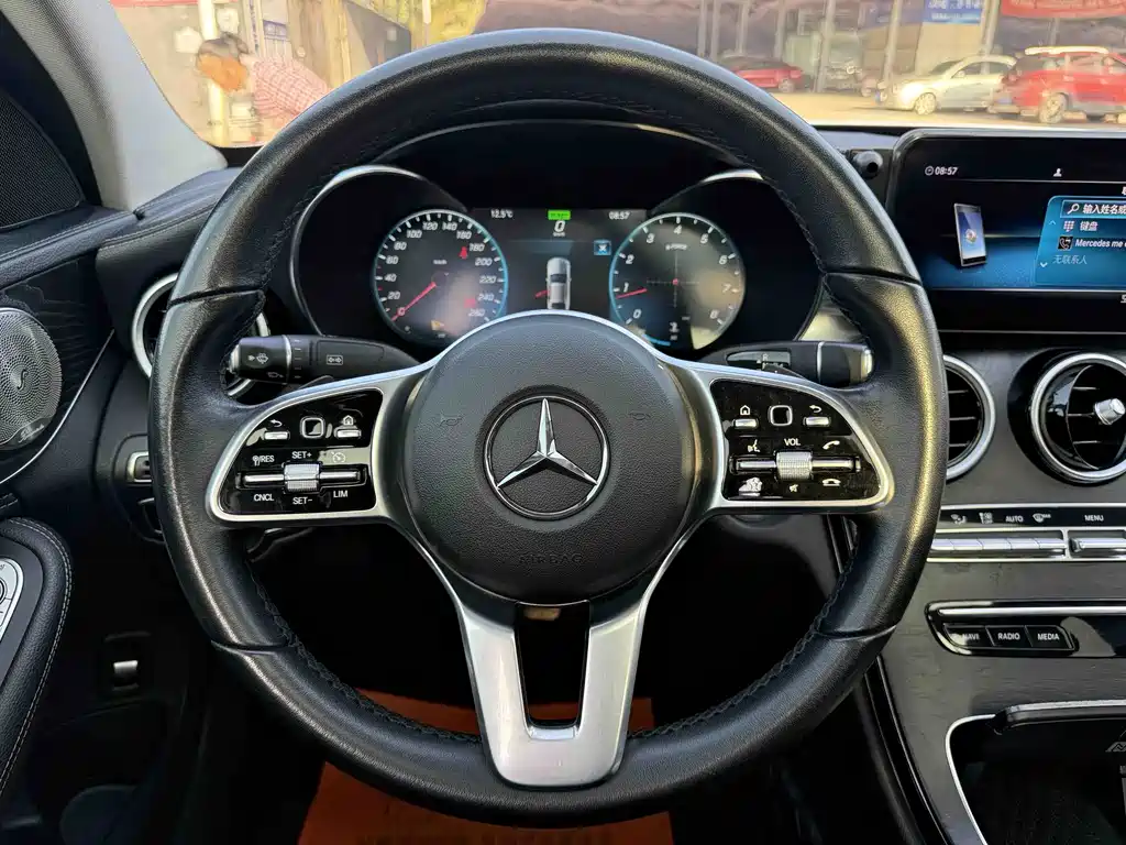 Mercedes-Benz C-Class 2019 — фото 26