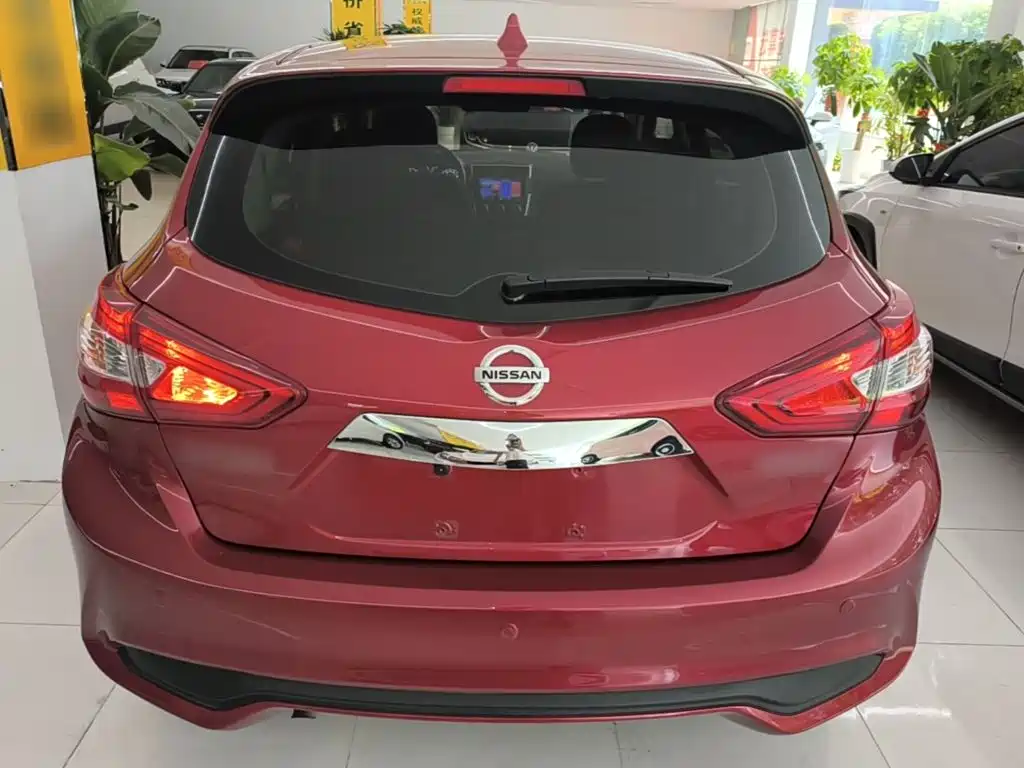 Nissan Tiida 2022