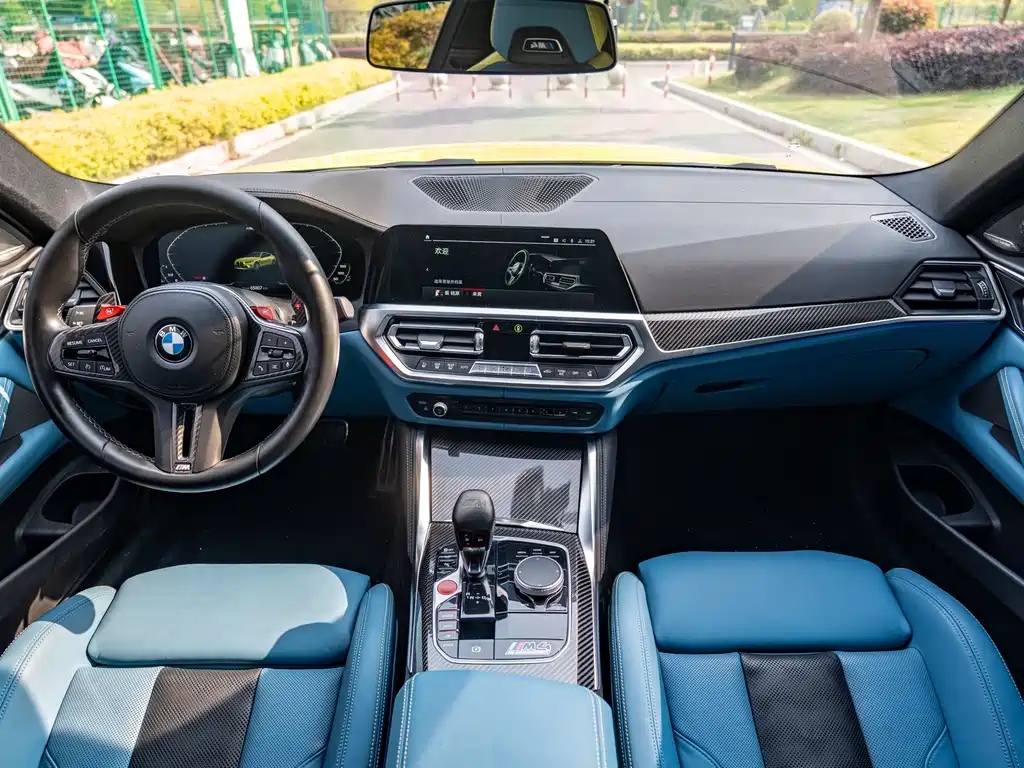 BMW M4 2021 — фото 11