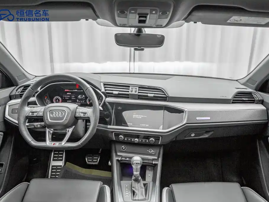 Audi Q3 Sportback 2024 — фото 13