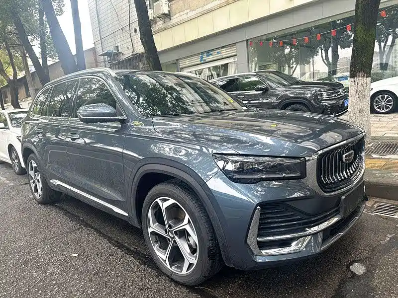 Geely Xingyue L 2022 — фото 4