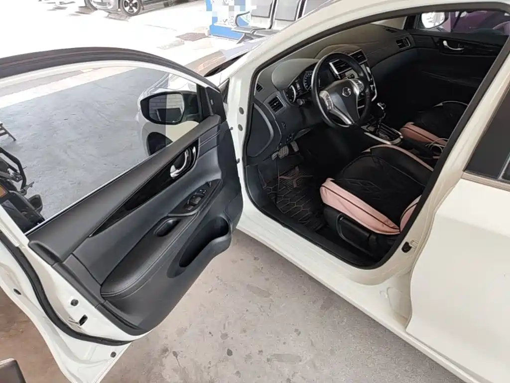 Nissan Tiida 2022 — фото 16