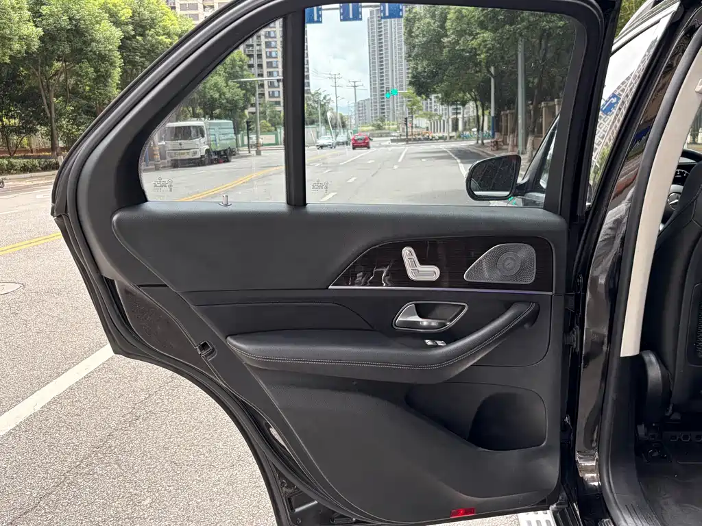 Mercedes-Benz GLE 2020 — фото 14