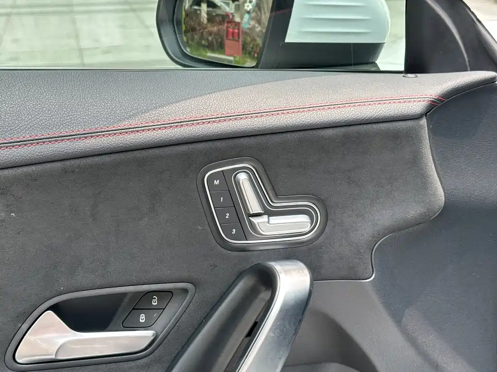 Mercedes-Benz CLA 2021 — фото 15