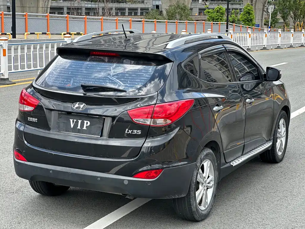 Hyundai ix35 2013 — фото 10