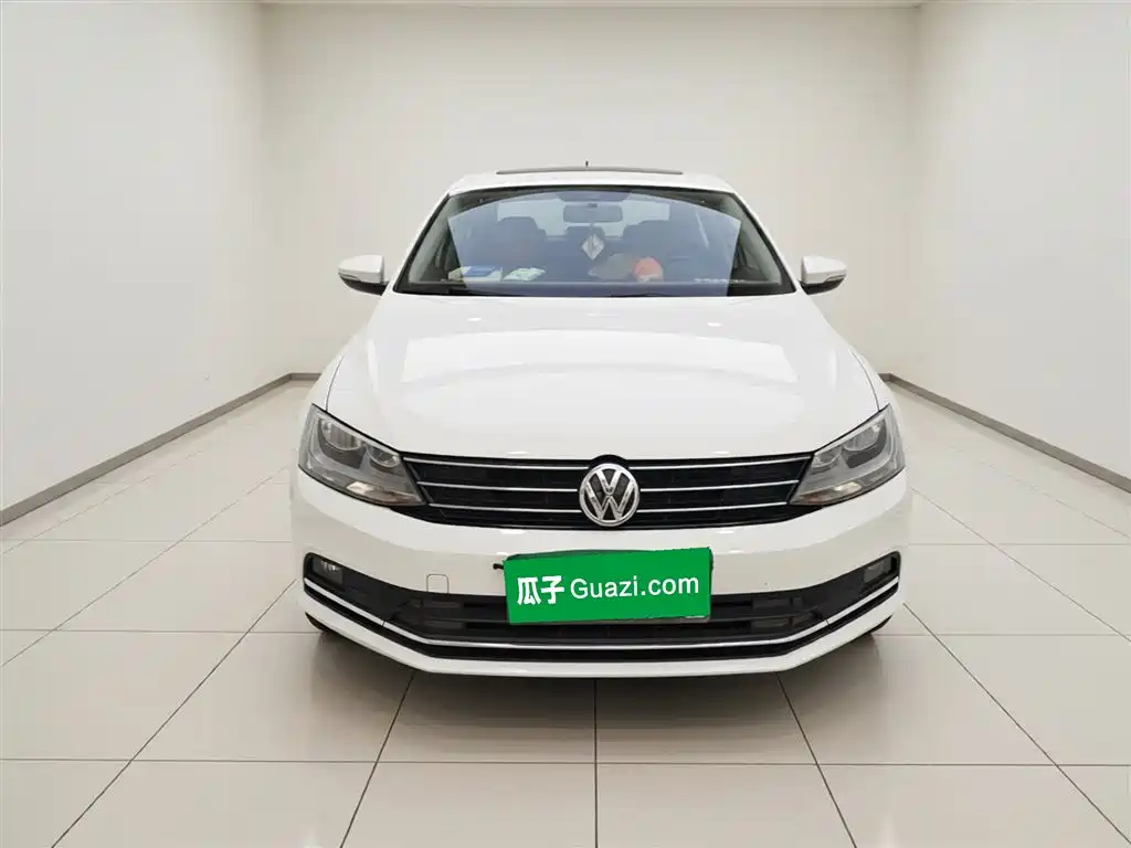 Volkswagen Sagitar 2017 — фото 24
